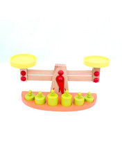 Wooden Montessori Teaching Toy Balance Scale